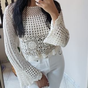 Crochet long sleeve crop top